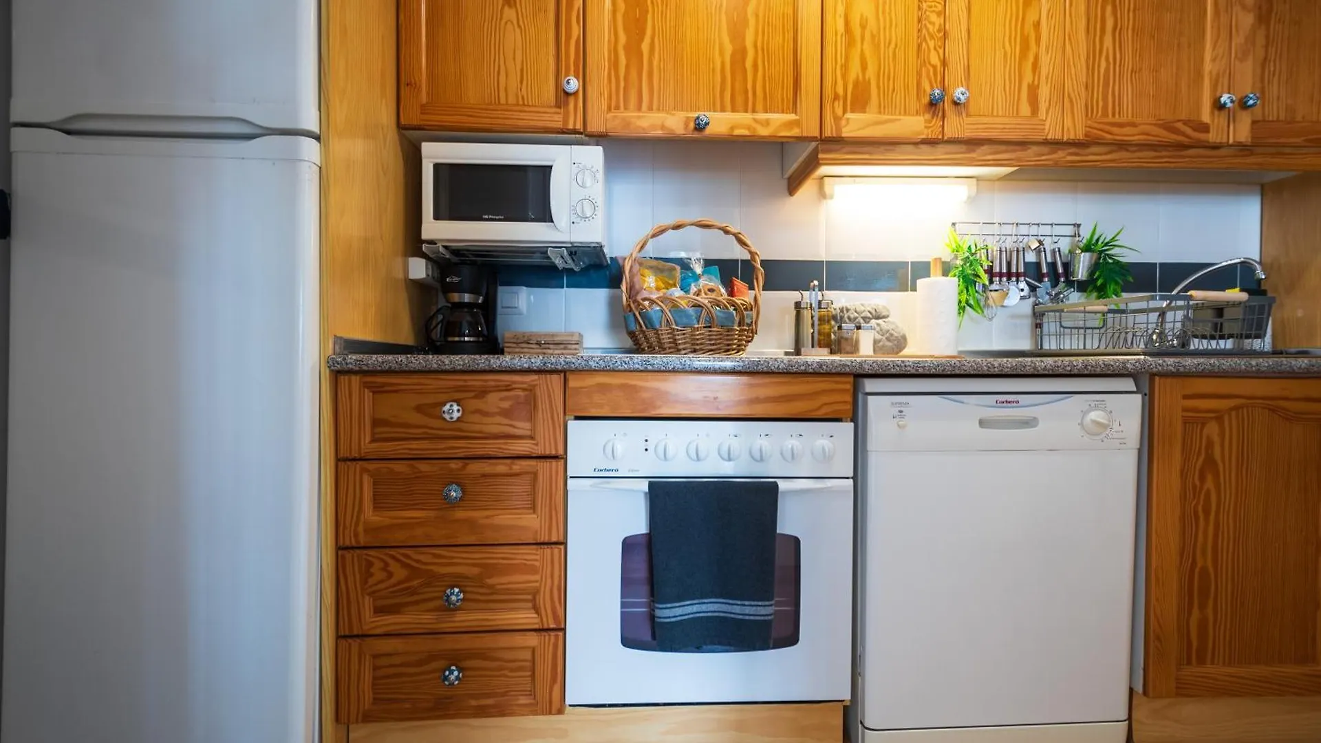 Apartamento Ático de lujo en primera línea 2 balcones con vistas al mar, Vera Playa